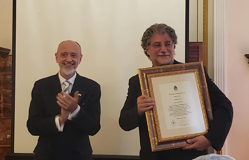 Jos Cura wins the Lazlo Biro Award, Budapest June 2019.