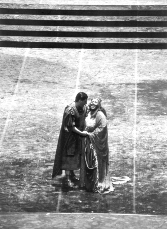 Jos Cura as Radames in Palermo production of Aida 1998