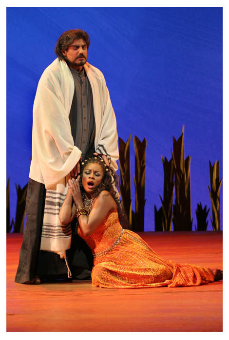 Jos Cura stars as Samson in the Met opera production of Samson et Dalila, 2005.