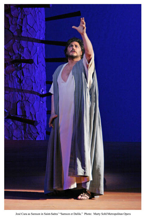 Jos Cura stars as Samson in the Met opera production of Samson et Dalila, 2005.