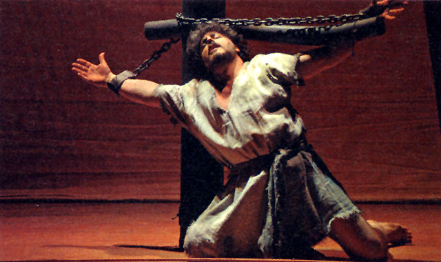 Jos Cura stars as Samson in the Met opera production of Samson et Dalila, 2005.