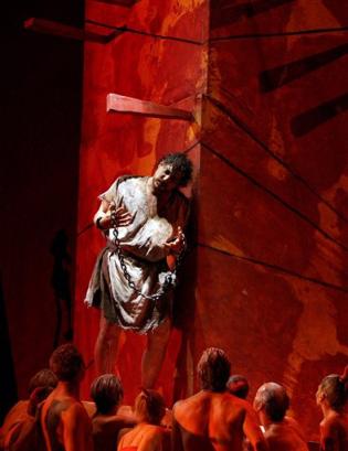 Jos Cura stars as Samson in the Met opera production of Samson et Dalila, 2005.