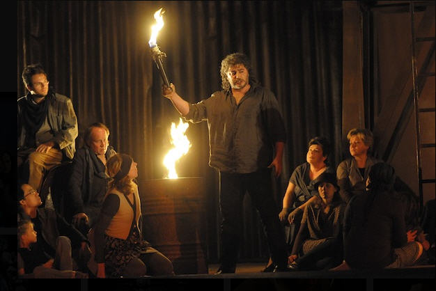  Jos Cura's  production of Samson et Dalila in Karlsruhe 2010.