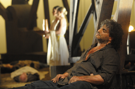  Jos Cura's  production of Samson et Dalila in Karlsruhe 2010.