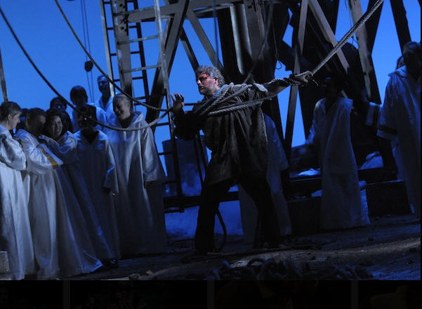  Jos Cura's  production of Samson et Dalila in Karlsruhe 2010.