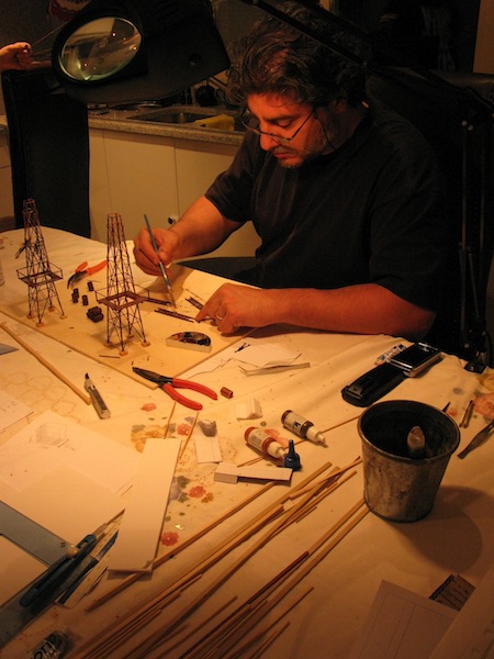 Jos Cura as stage designer and director in the 2010 Karlsruhe production of Samson et Dalila.