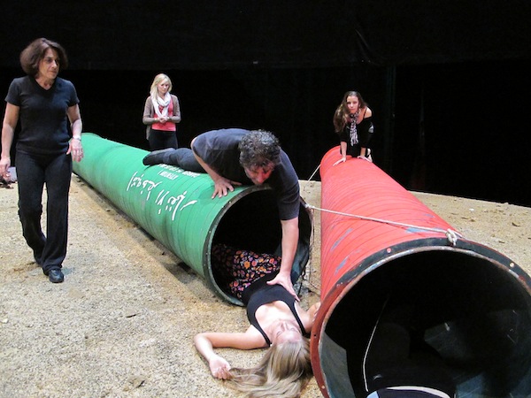 Jos Cura as stage designer and director in the 2010 Karlsruhe production of Samson et Dalila.