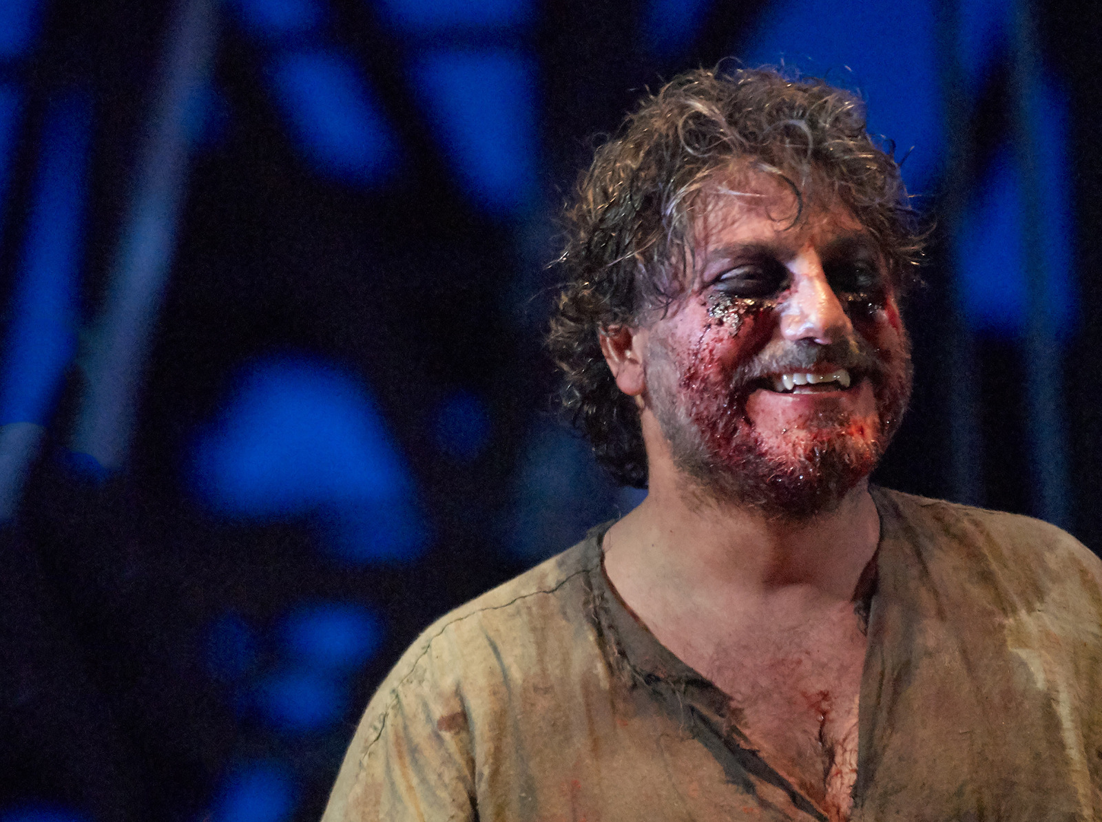 Curtain Call and Backstage Photos of Jos Cura after his production of Samson et Dalila, Karlsruhe, 2010.