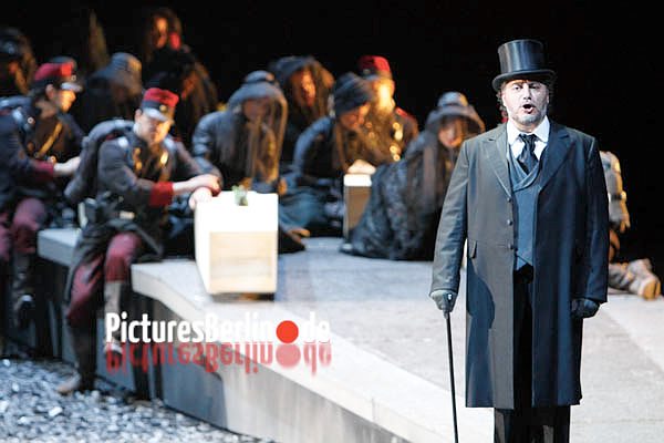 Jos Cura in the 2011 Berlin production of Samson et Dalila.