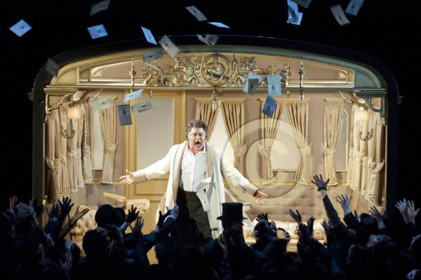Jos Cura in the 2011 Berlin production of Samson et Dalila.