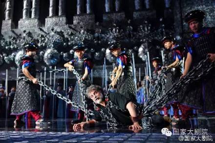 Jos Cura starring as Samson in the 2015 Beijing Opera production of Samsone et Dalila