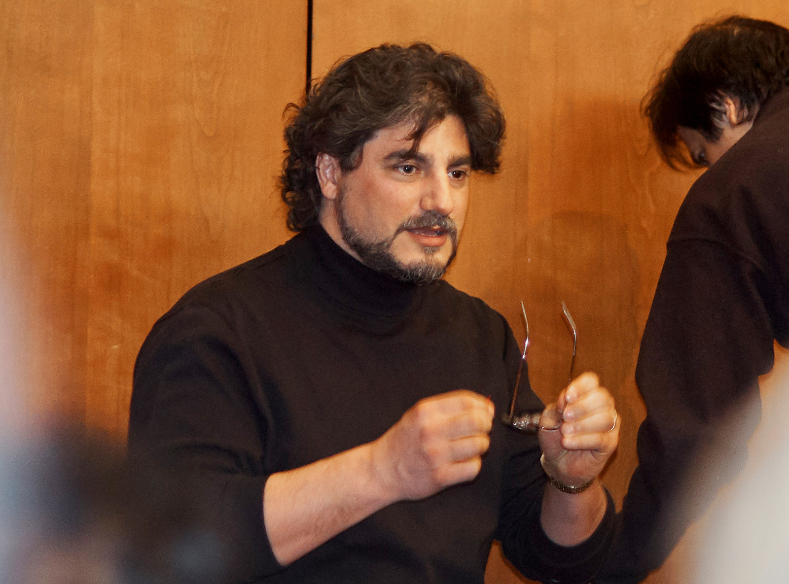 Jos Cura at Artist's Talk for Samson et Dalila at the Met, 2005.