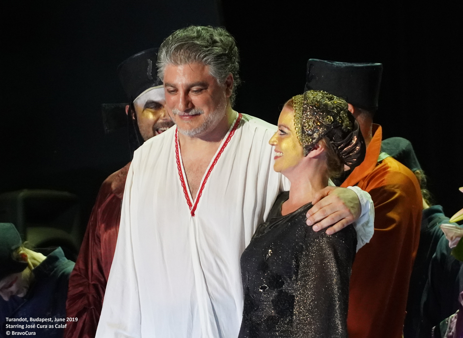 Jos Cura stars as Calaf in the 2019 Budapest production of Turandot.