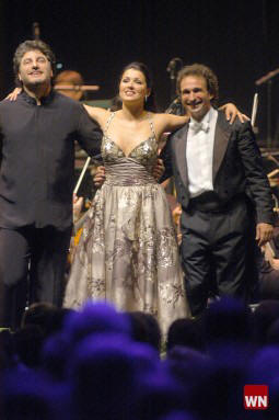 Jos Cura and Anna Netrebko in Halle 22 August 2007