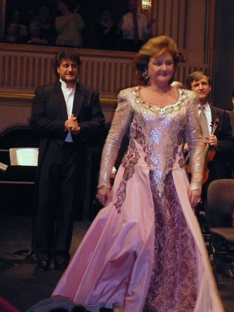 Jos Cura during curtain call at Vienna Staatsoper after Norma