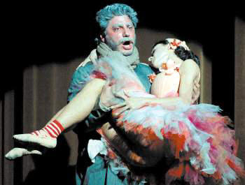 Jos Cura, director and tenor, in his production of La Commedia  Finita in Rijeka, Croatia, June 07