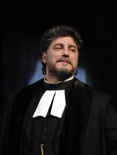 Jos Cura as Stiffelio during Curtain Call at Royal Opera, May 07